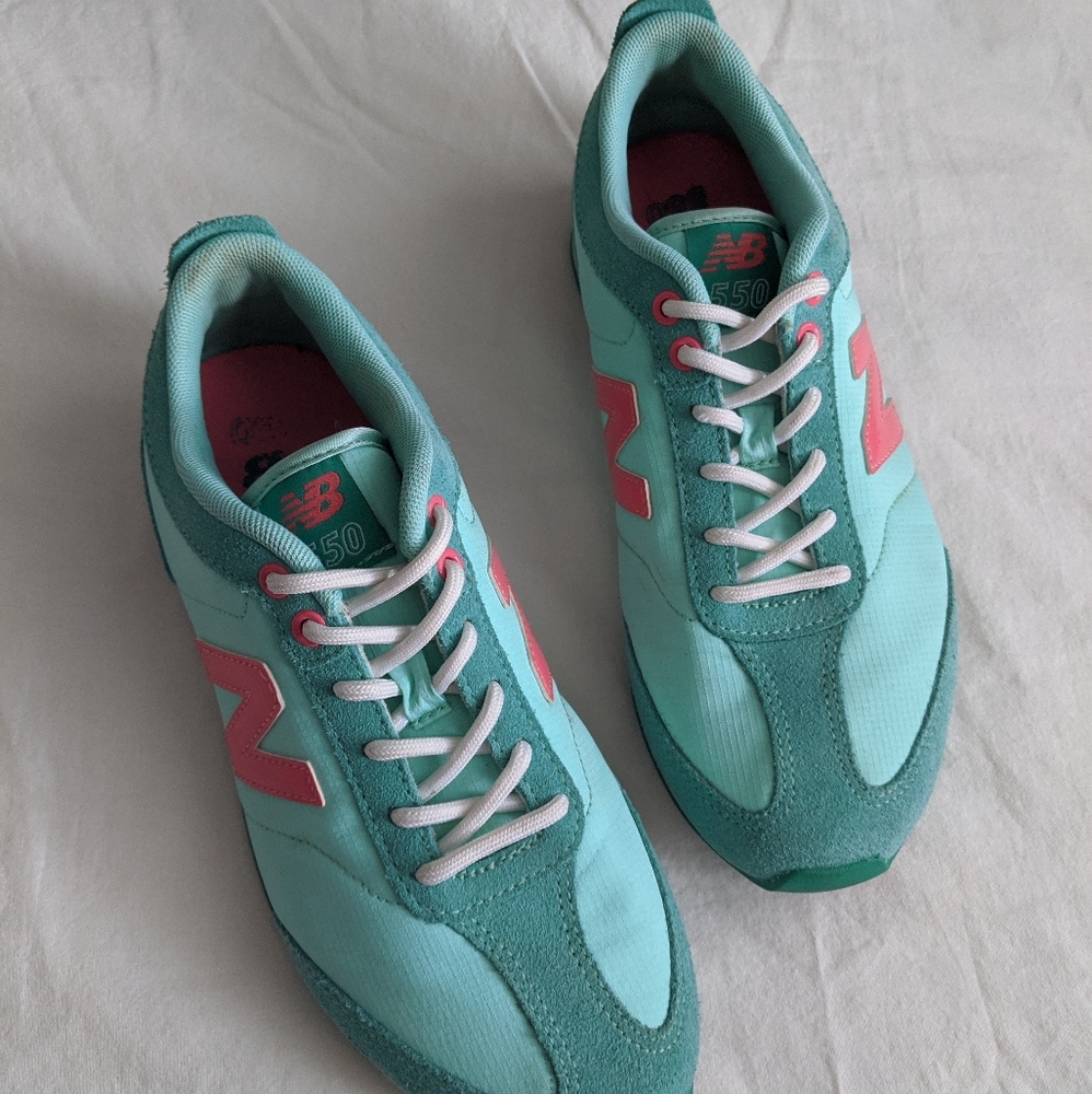 New balance 550 mint green colour